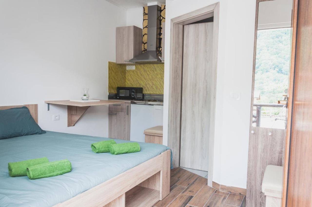 Apartmaji Hrast - Podbela Eksteriør billede